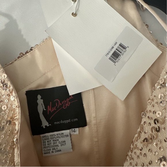 NWT $458 Mac Duggal [ PLUS 14W ]‎ Spaghetti Straps Sequin Gown in Champagne - Picture 4 of 15